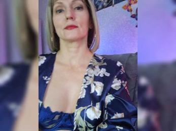 Valkiriyas webcam bongacams model stream image