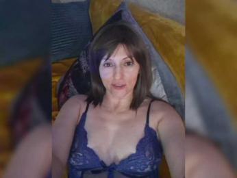 Valkiriyas webcam bongacams model stream image