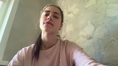 AdrianaPfluger webcam cam4 model stream image