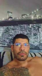 Leonsalvajexxx webcam model stream image