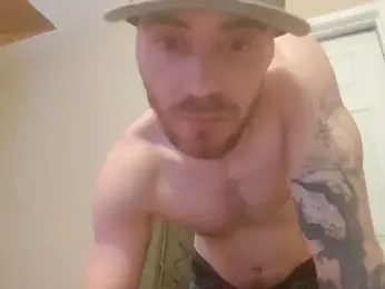 Huntzg23 webcam stripchat model stream image