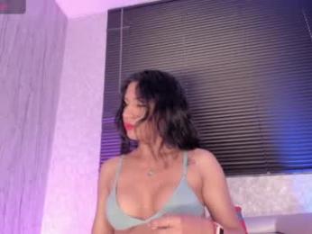 laiilybell webcam model stream image