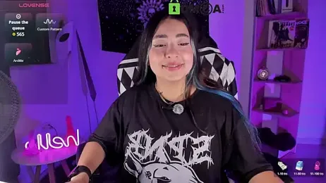 sweetcoralinee webcam model stream image