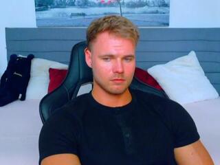 Robin Rieff webcam model stream image