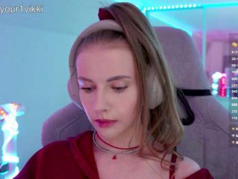VikkiExtraCheese webcam model stream image