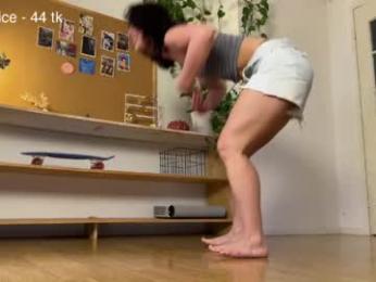 flaming_hotty webcam chaturbate model stream image