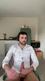 eauminerale webcam stripchat model stream image