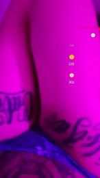 whorekinga webcam model stream image