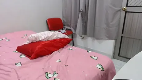 SaraStoneCute webcam model stream image