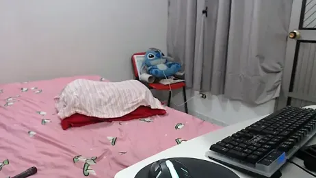 SaraStoneCute webcam stripchat model stream image