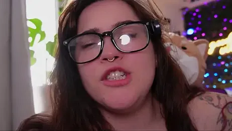 JennKenobi webcam model stream image