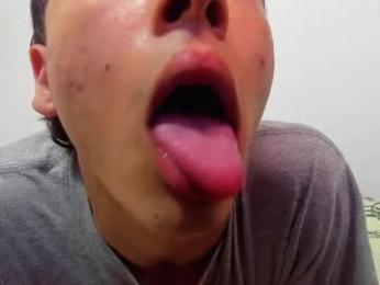 picaszomilos350 webcam model stream image