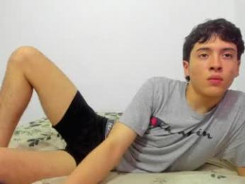 picaszomilos350 webcam model stream image