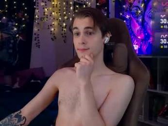 debugmee webcam model stream image