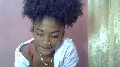 Esmeraldah webcam model stream image