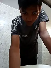 WrinkledTriops webcam model stream image