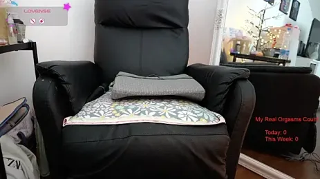 GingerAleMILF webcam stripchat model stream image