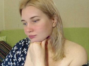 _LILKA_ webcam model stream image