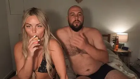 BetweenUsXx webcam model stream image