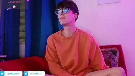 COUPLEHOTTDF webcam model stream image