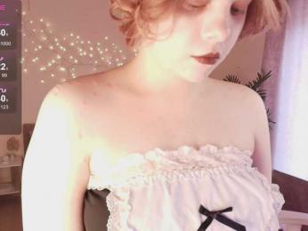 Emily-relish webcam model stream image