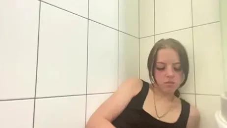 drainedog webcam model stream image