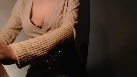 charm__me webcam model stream image