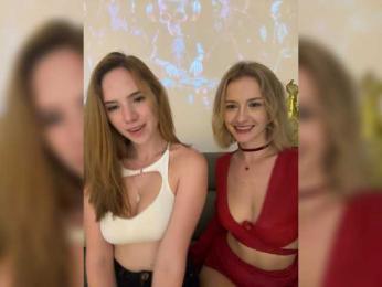 AnnyyyAmyyyy webcam bongacams model stream image