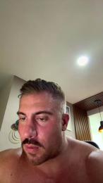 Bigwhitebull webcam model stream image