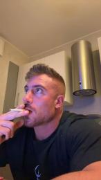 Bigwhitebull webcam model stream image