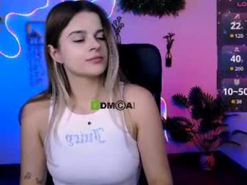 berry_alma webcam model stream image