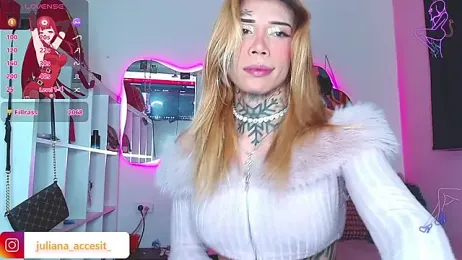 caroline_cossei webcam model stream image