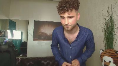 KyloEast webcam model stream image