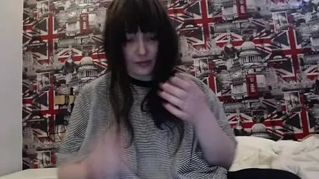 Lynylou webcam model stream image