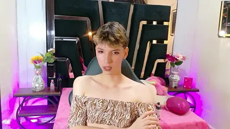 Stefany_PiInk webcam model stream image