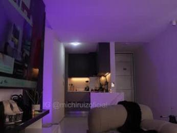 emilylittle webcam chaturbate model stream image