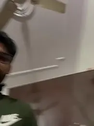 John_desihunk webcam stripchat model stream image