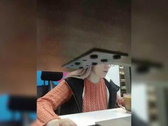 Xo4y-Tpax webcam bongacams model stream image