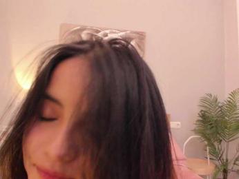 Raychell_Black webcam model stream image