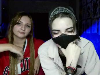Dark-Pictur- webcam model stream image
