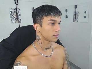 leonardprice1 webcam camsoda model stream image