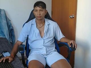 Cameron Fred webcam model stream image