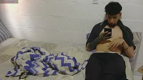 Garou_u webcam model stream image