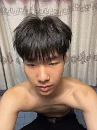 qomelo webcam stripchat model stream image