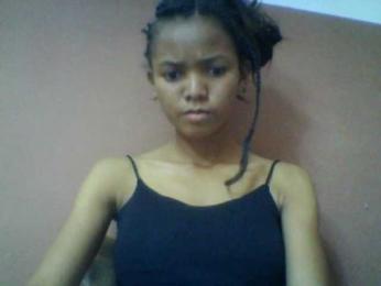 Laynah1a webcam model stream image