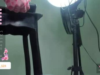 vain_sexualxx webcam model stream image