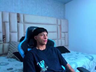 Croy Myers webcam model stream image