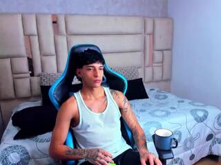 Croy Myers webcam model stream image