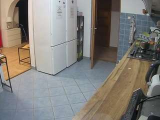 voyeurcam-julmodels-kitchen webcam model stream image