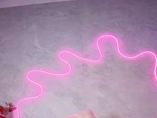 nikkypeters69 webcam model stream image